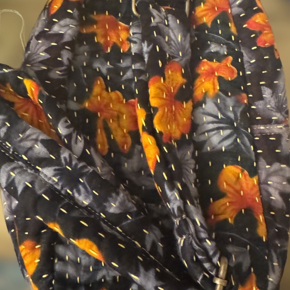 Sling bag with new print. Holds a lot and light weight . - Picture 2 of 4